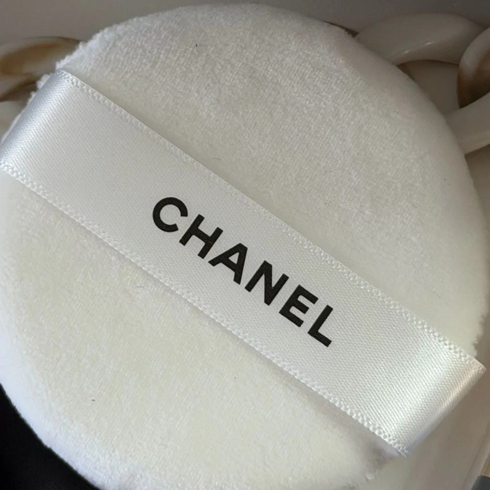 🩶GWP🖤Chanel Elegant Silver and Gold Crossbody Bag❤️🔥BUNDLE HOT 🥵 DEAL❤️🔥 - Picture 7 of 7